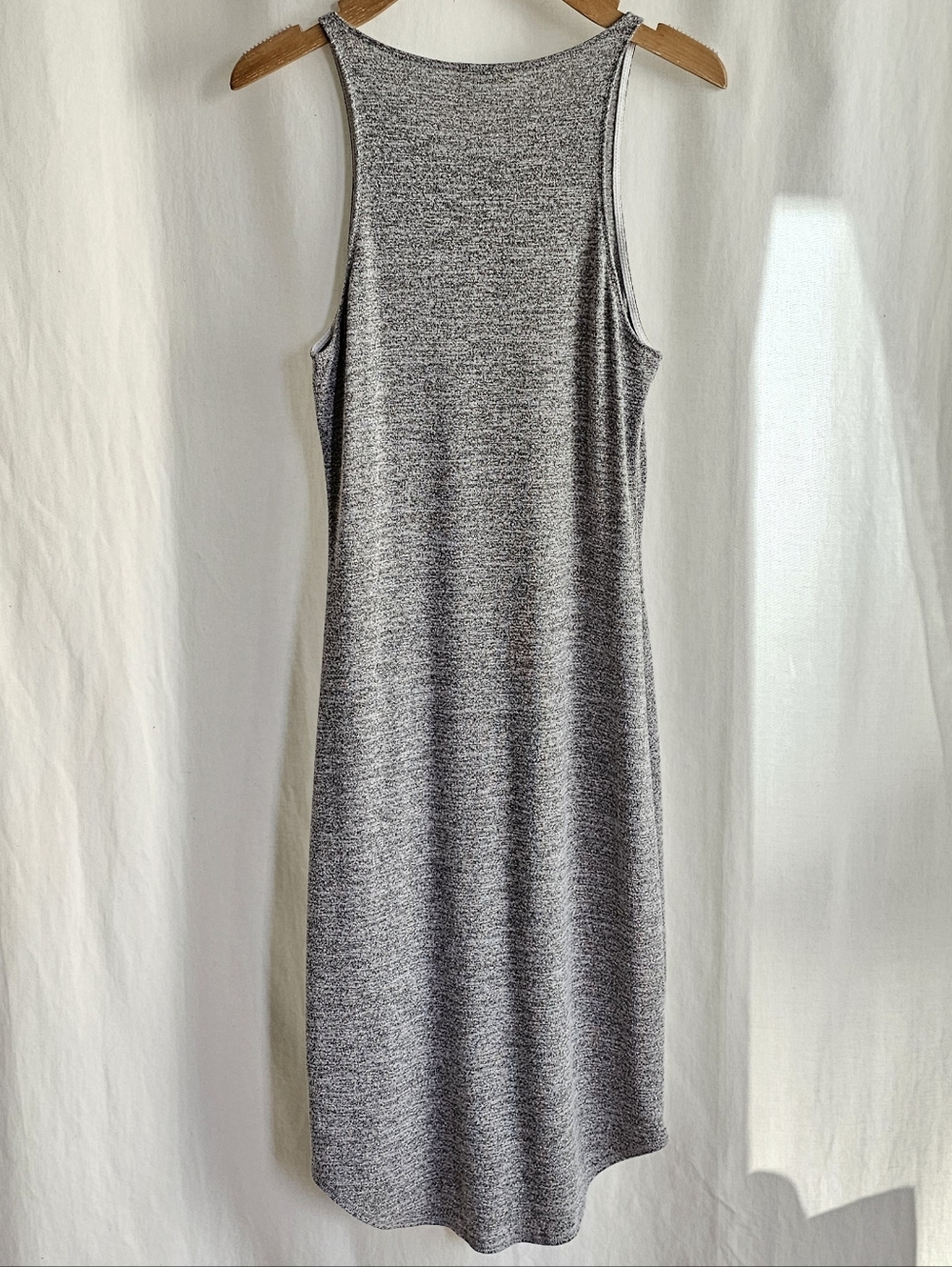Aritzia Wilfred Free Heather Grey Sleeveless Knit Midi Dress - Picture 8 of 16